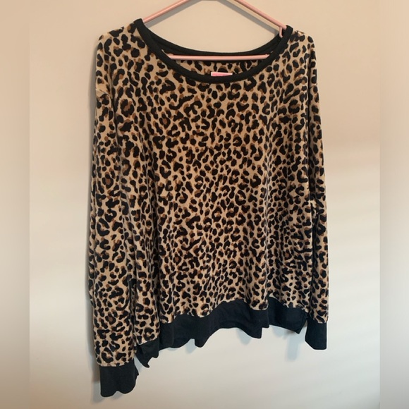 Kate Spade Cheetah Print Velour Top, size XXL - Picture 7 of 8
